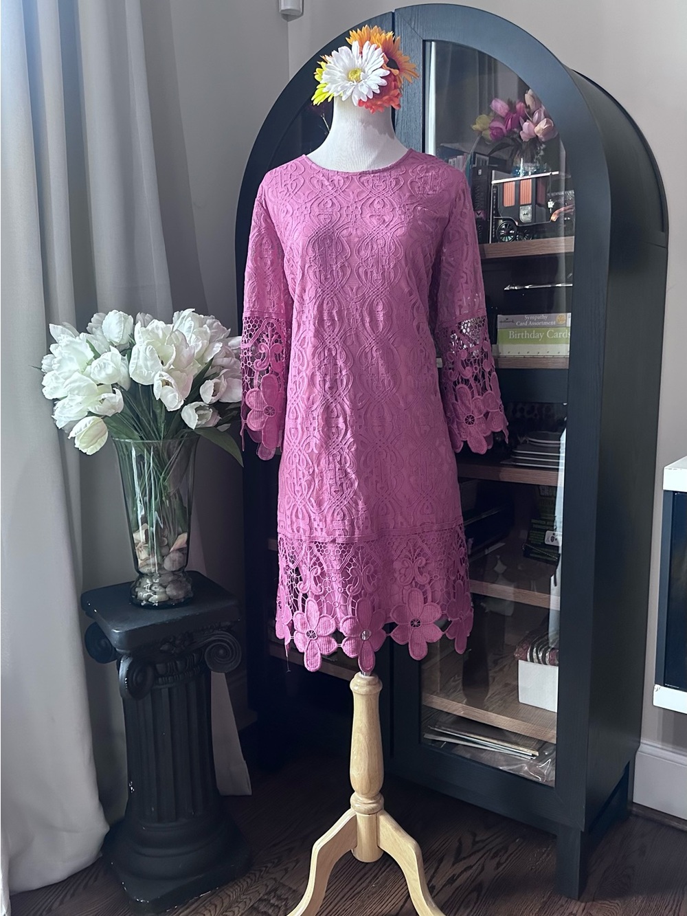 Avenue Pink/Mauve Lace Shift Dress with Scalloped Hem